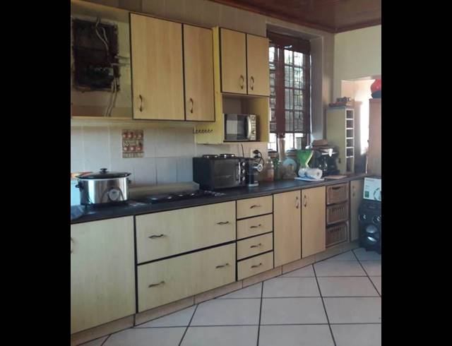 4 BEDROOM HOUSE RENTED IN SEAVIEW